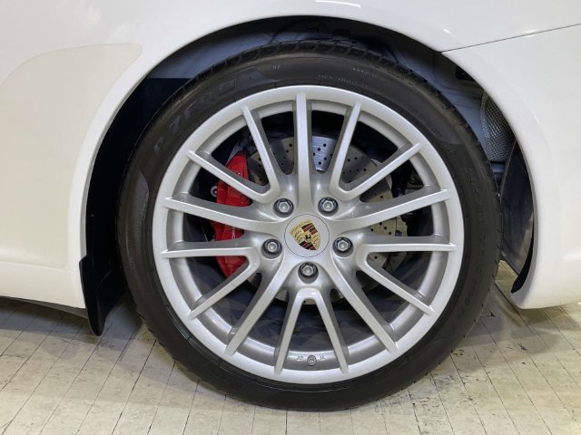 Used 2012 White Porsche Carrera S image 13