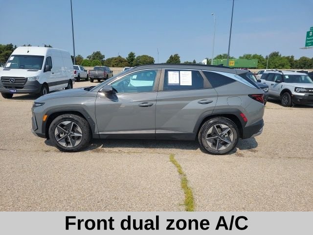 Used 2025 Gray Hyundai SEL image 3