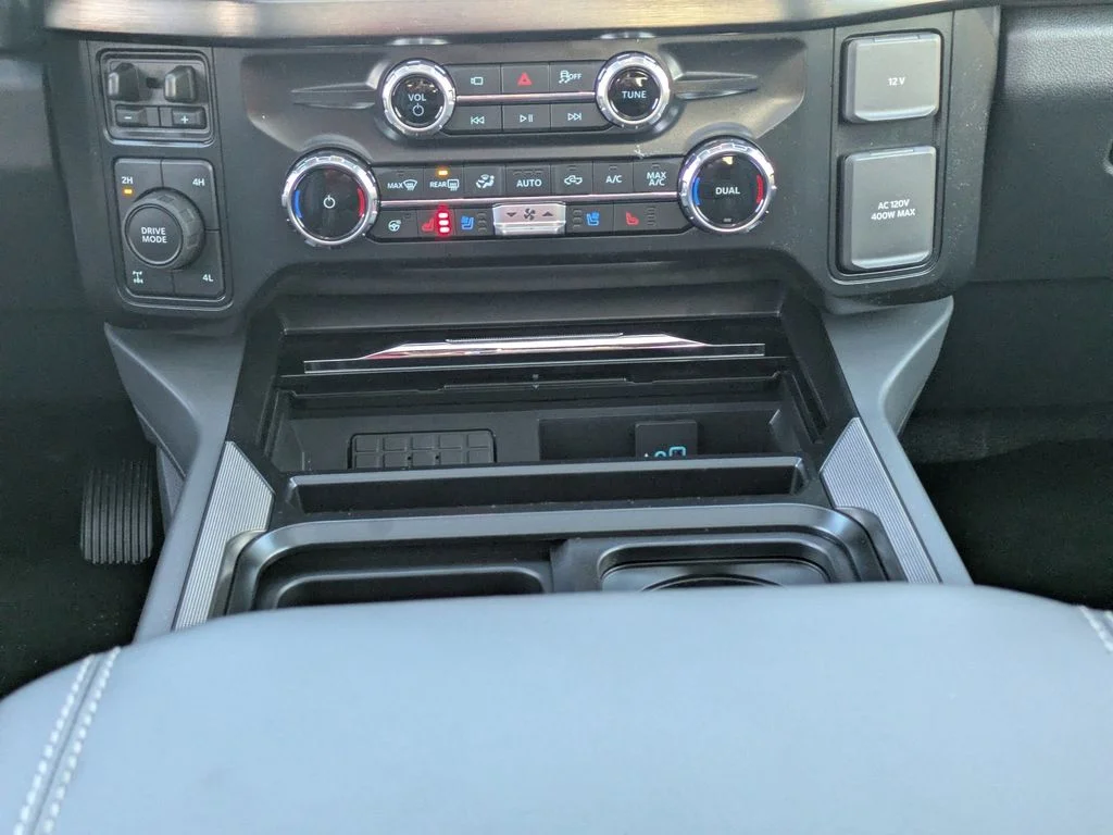 New 2026 Agate Black Metallic Ford Lariat image 19