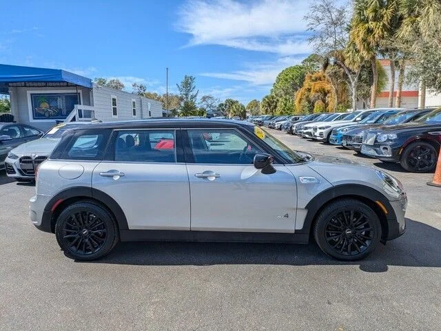 Used 2023 Silver MINI Cooper S ALL4 image 4