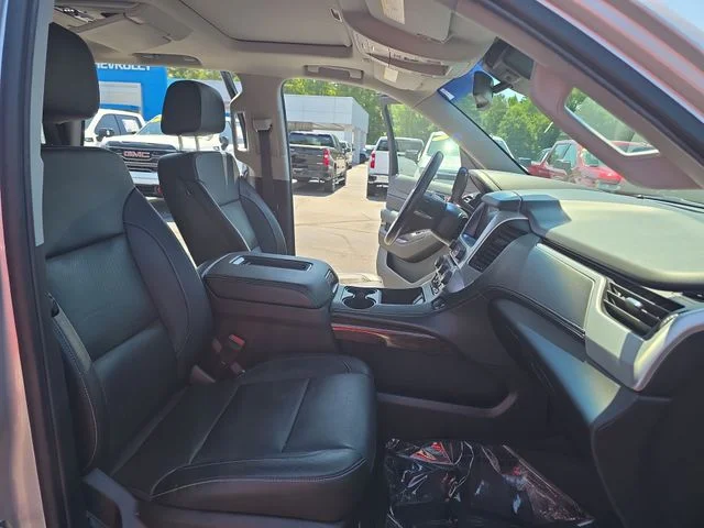 Used 2019 Silver GMC SLT image 11