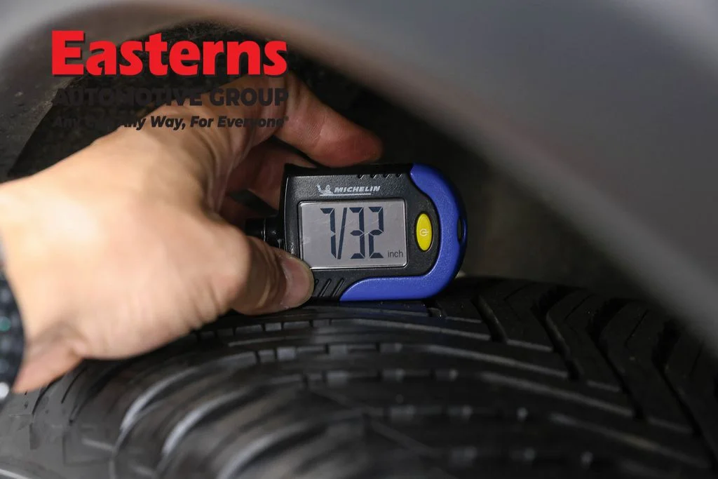 Used 2023 Black Nissan Platinum image 31