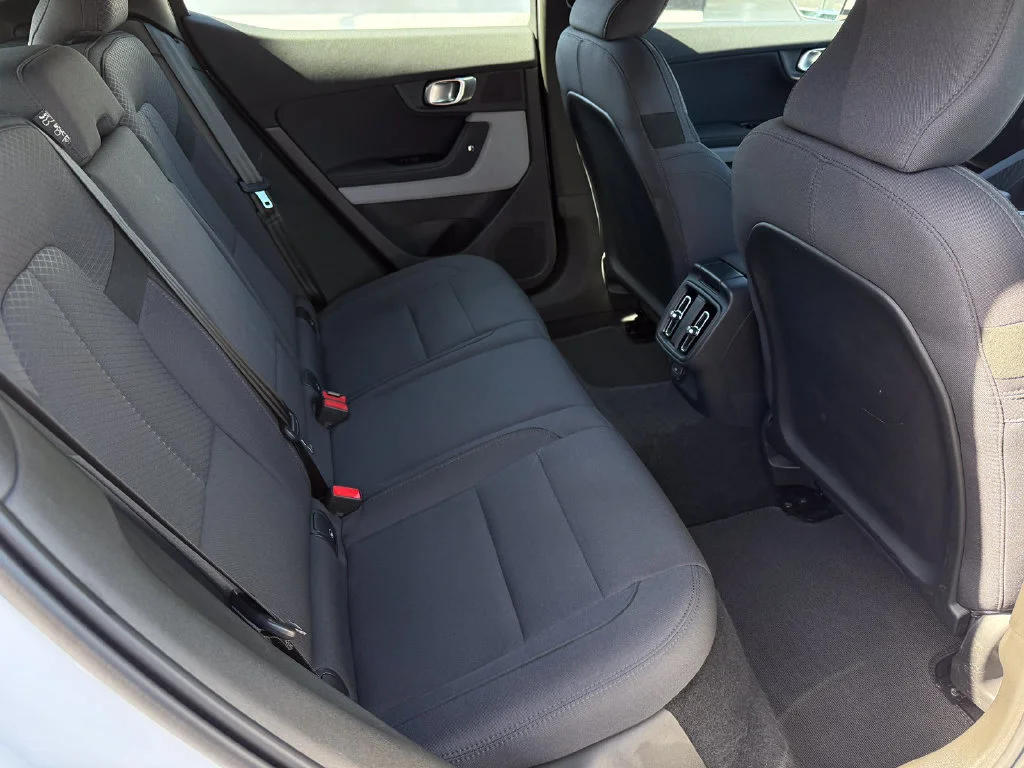 Used 2024  POLESTAR NA image 18
