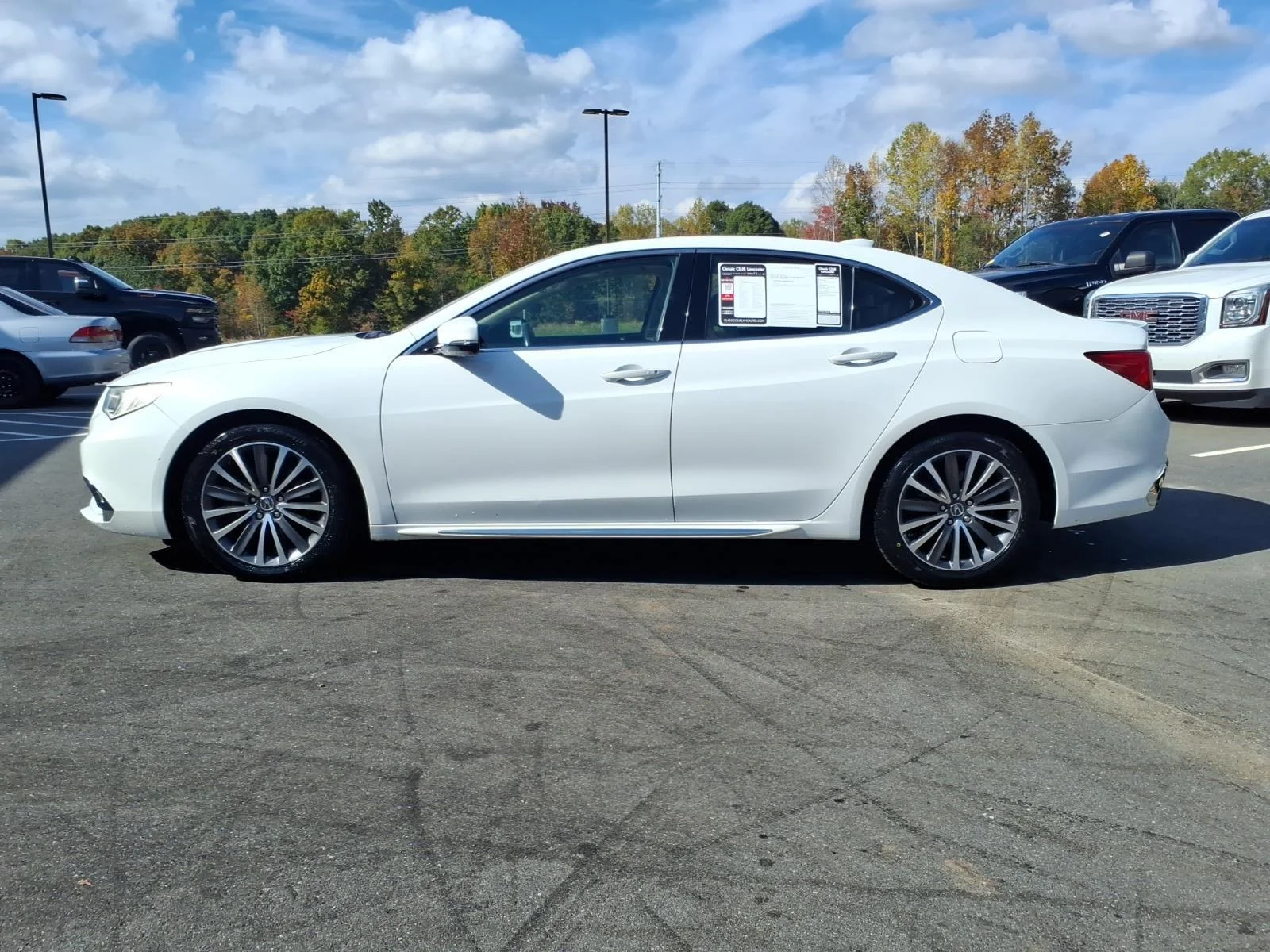 Used 2018 Bellanova White Pearl Acura w/Advance Pkg image 3