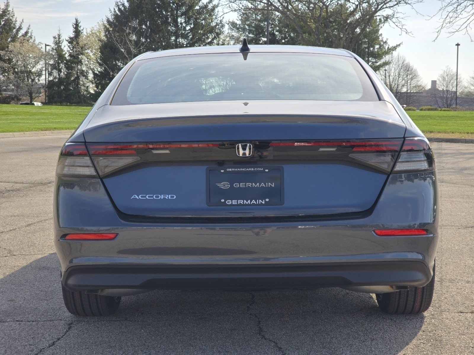 New 2026 Meteorite Gray Metallic Honda SE image 15