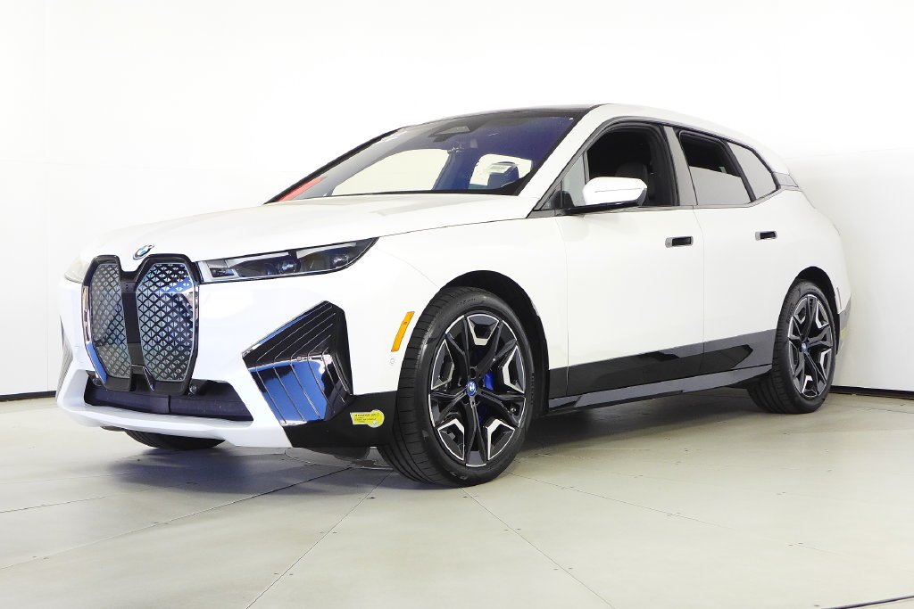 Used 2022 BMW iX Base with VIN WB523CF02NCK59714 for sale in Santa Ana, CA