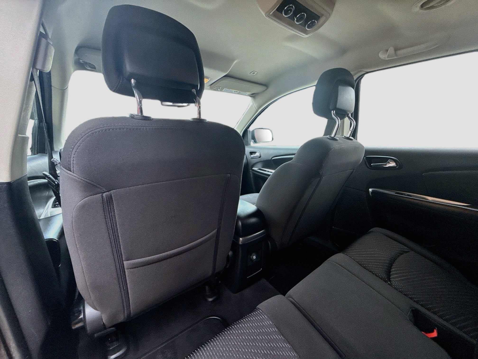 Used 2019 Pitch Black Clearcoat Dodge SE image 21