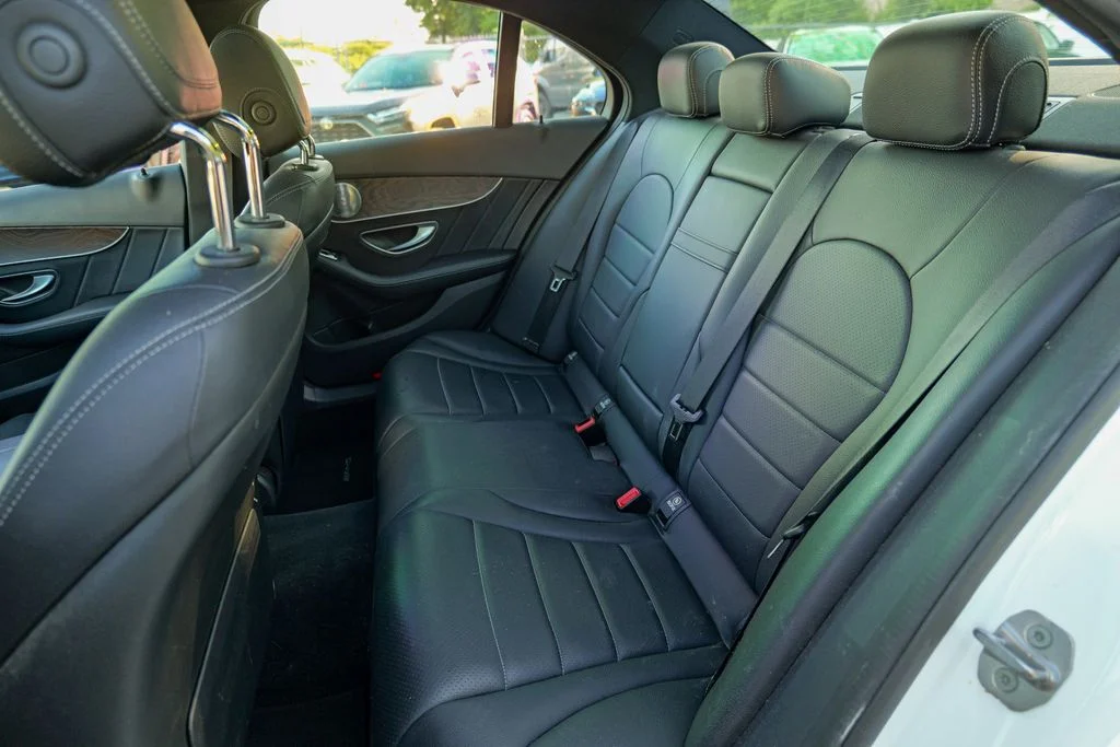 Used 2018 Polar White Mercedes-Benz C 300 image 28