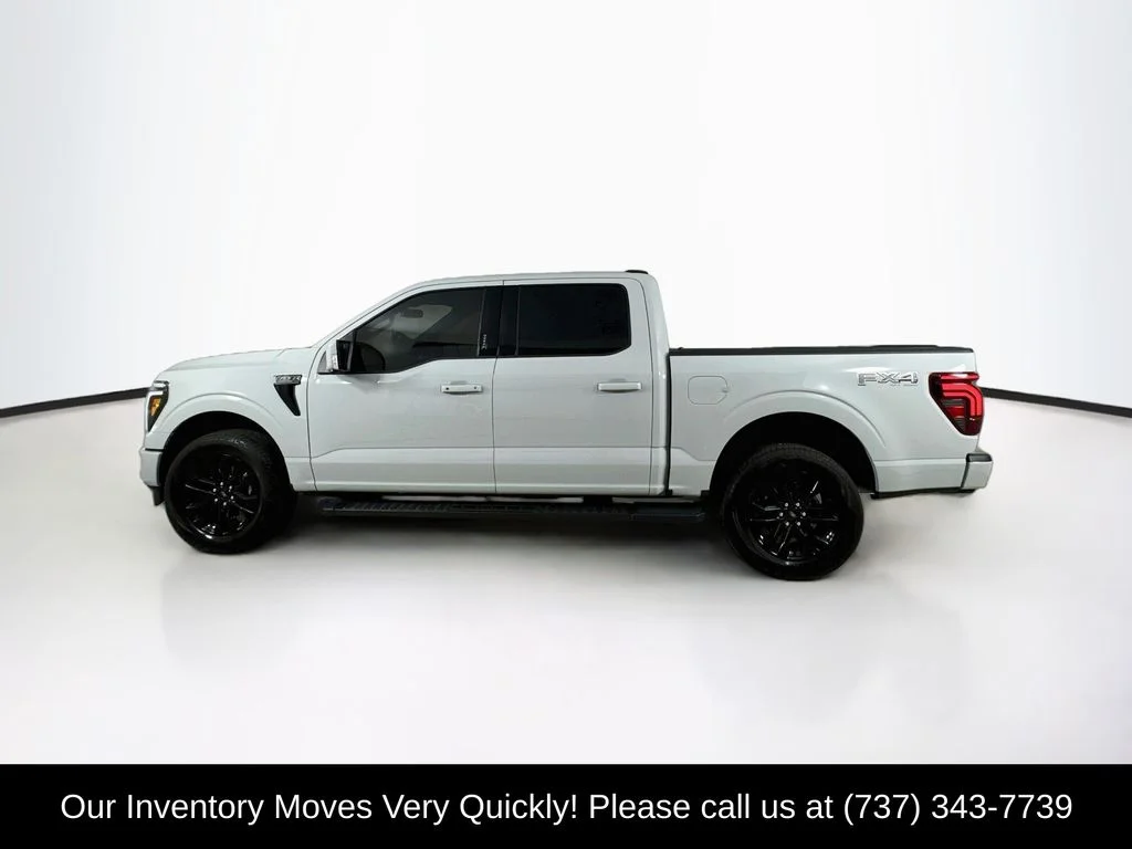 Used 2026 Avalanche Ford Lariat image 4