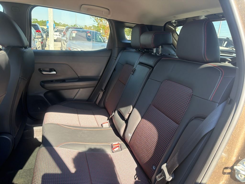 New 2026 Nissan Kicks SR 4D Sport Utility