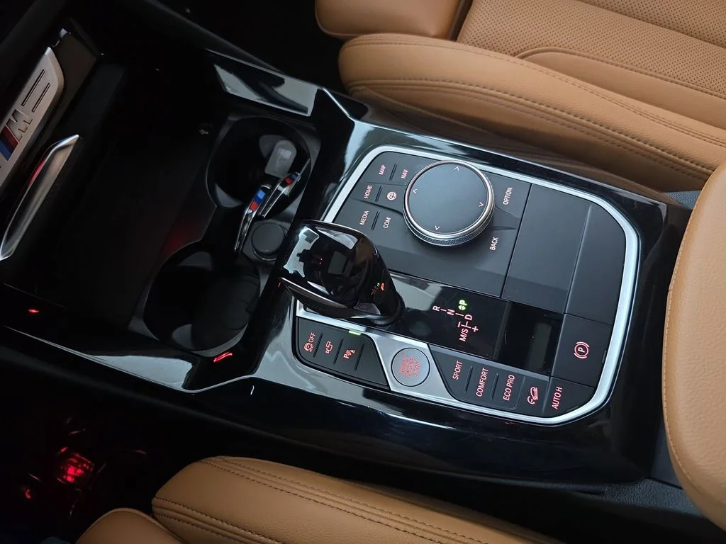 Used 2023 Alpine White BMW M40i image 23