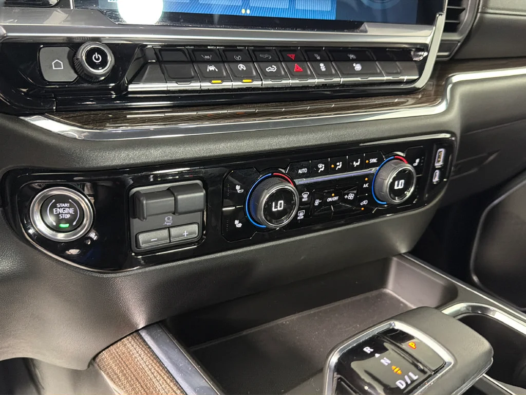 Used 2023 STERLING GRAY METALLIC Chevrolet RST image 25
