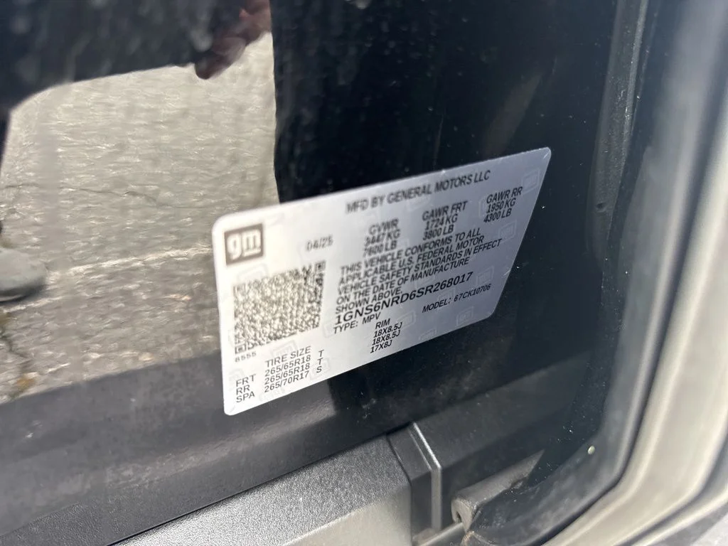Used 2025 Black Chevrolet LT image 38