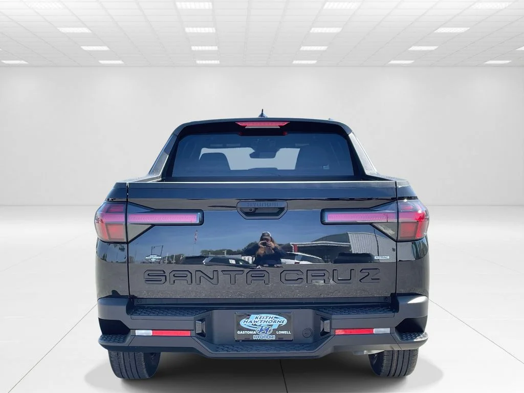 New 2026 Black Hyundai SEL image 5