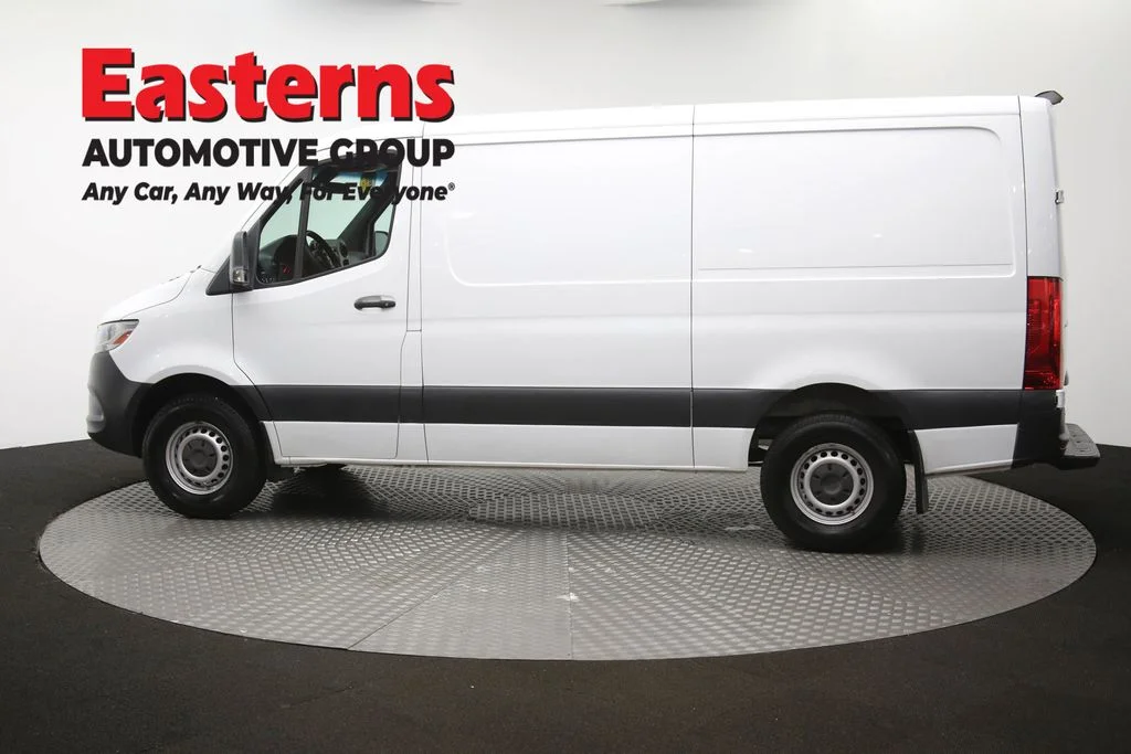 Used 2019 White Freightliner Base image 56