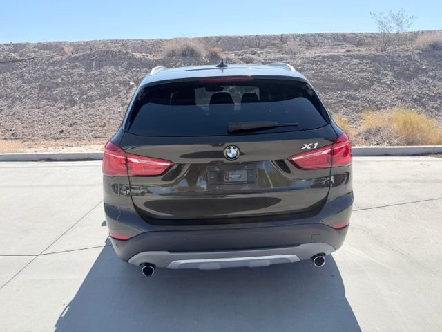 Used 2018 Green BMW xDrive28i image 7