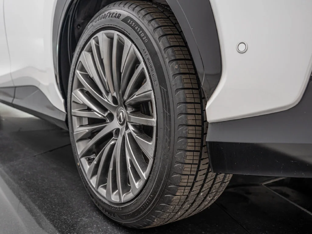 Used 2023 EMINENT WHITE PEARL Lexus 450e Luxury image 46