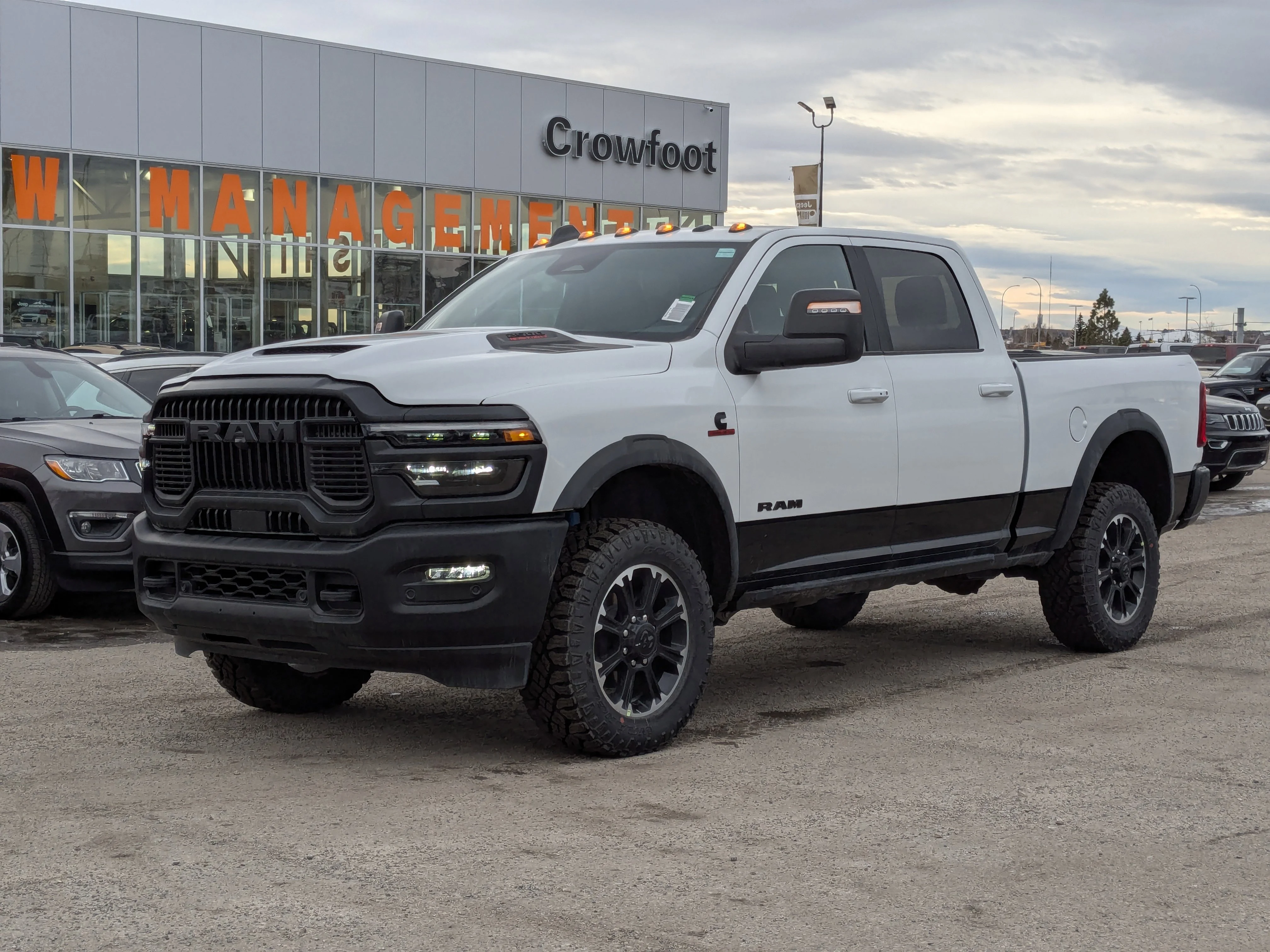 New 2026 White RAM Rebel - 6.7L CUMMINS HO DIESEL  LEVEL 1 GRP  5TH WHEEL TOW GRP image 4