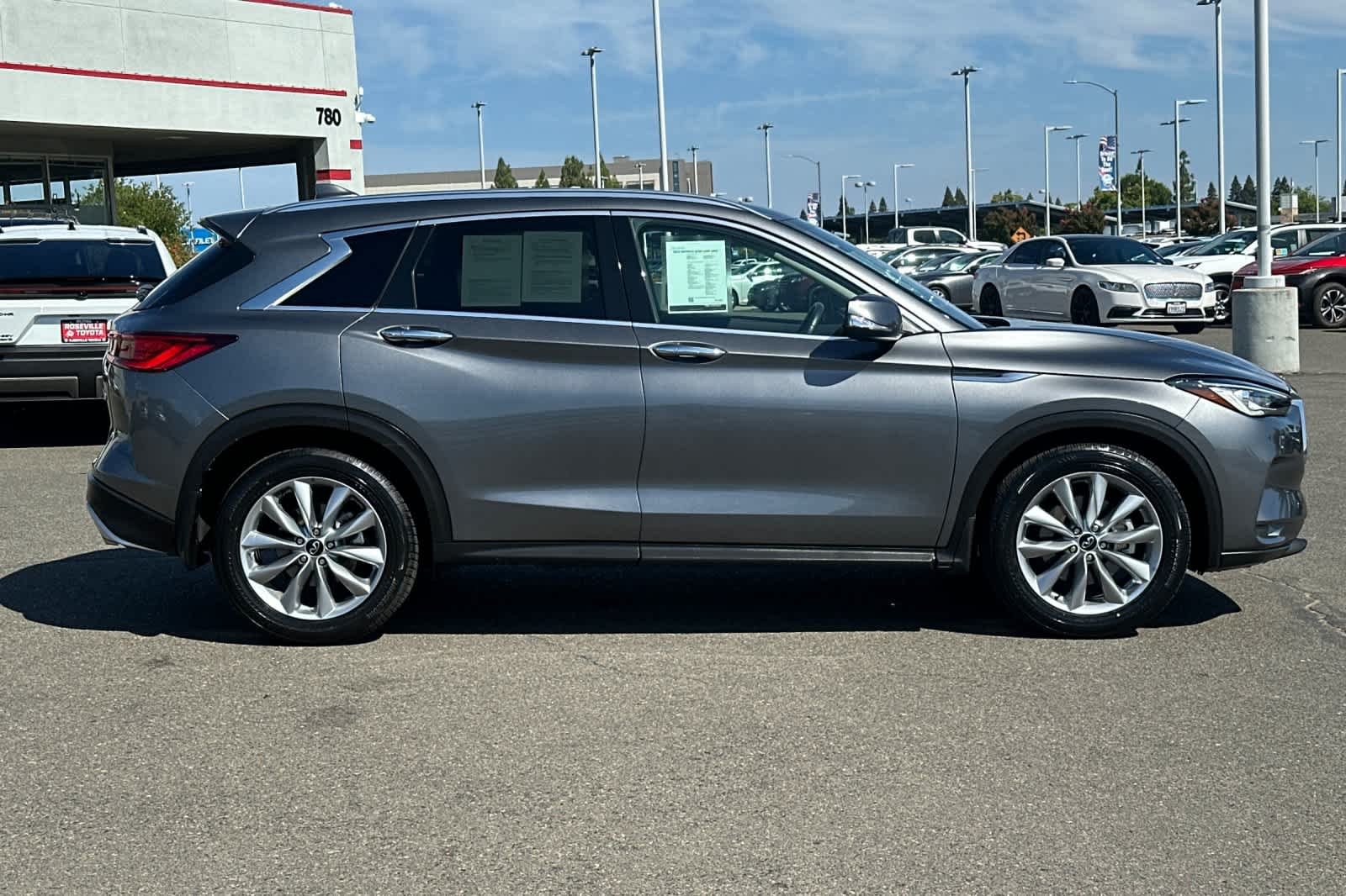 Used 2022 Graphite Shadow INFINITI LUXE image 6