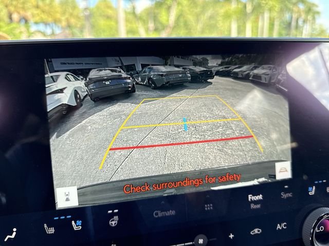 2024 Lexus RX Hybrid 500h - Photo 17