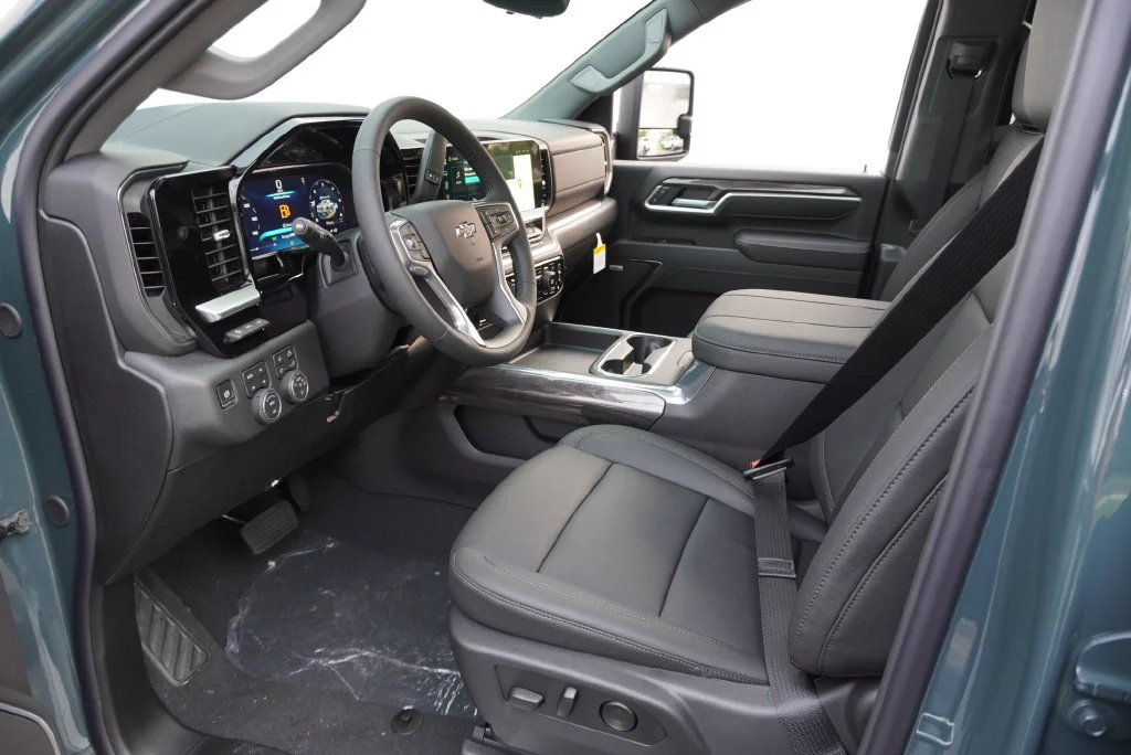 2026 Chevrolet Silverado 2500 HD LTZ - Photo 10