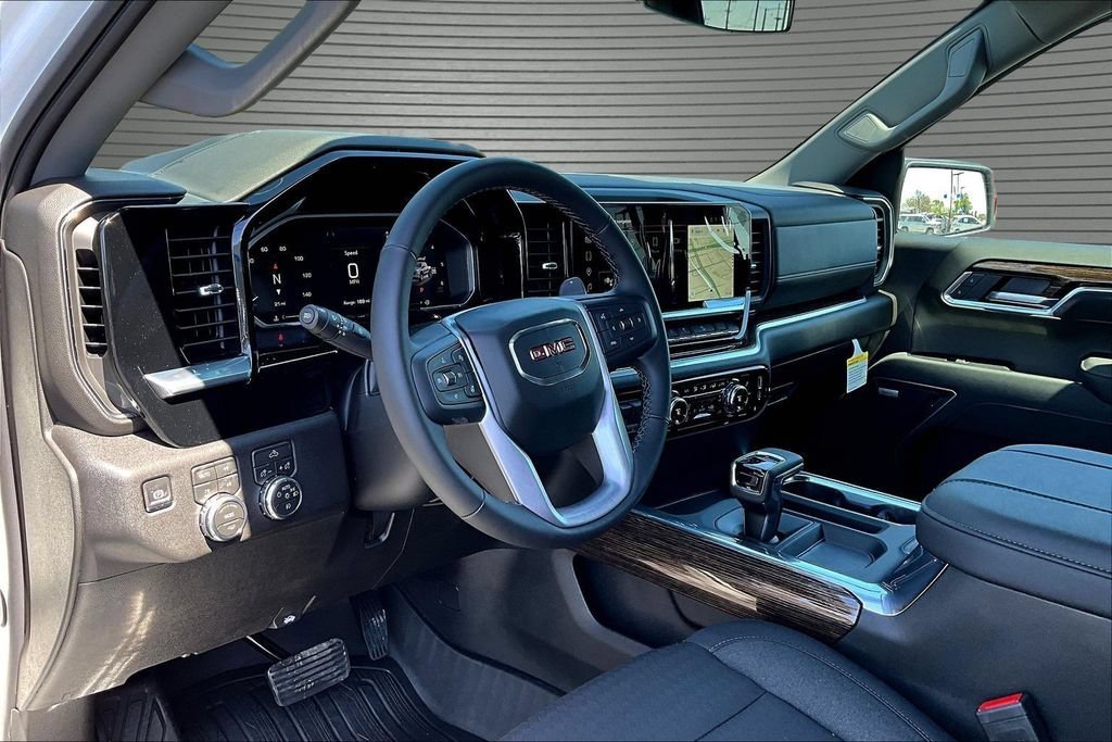 New 2026 Summit White GMC Elevation image 7
