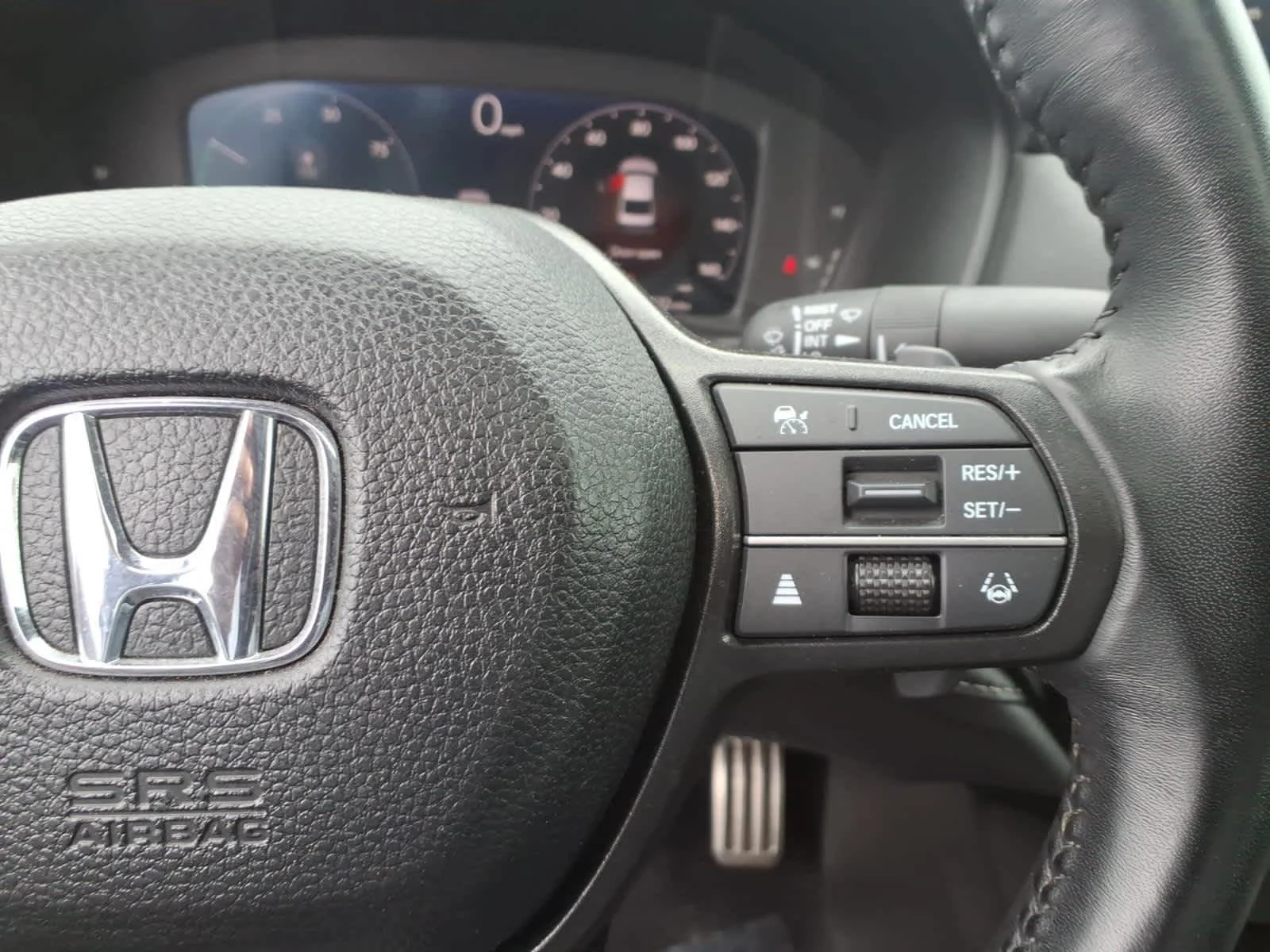Certified Used 2025 Solar Silver Metallic Honda Sport-L image 23