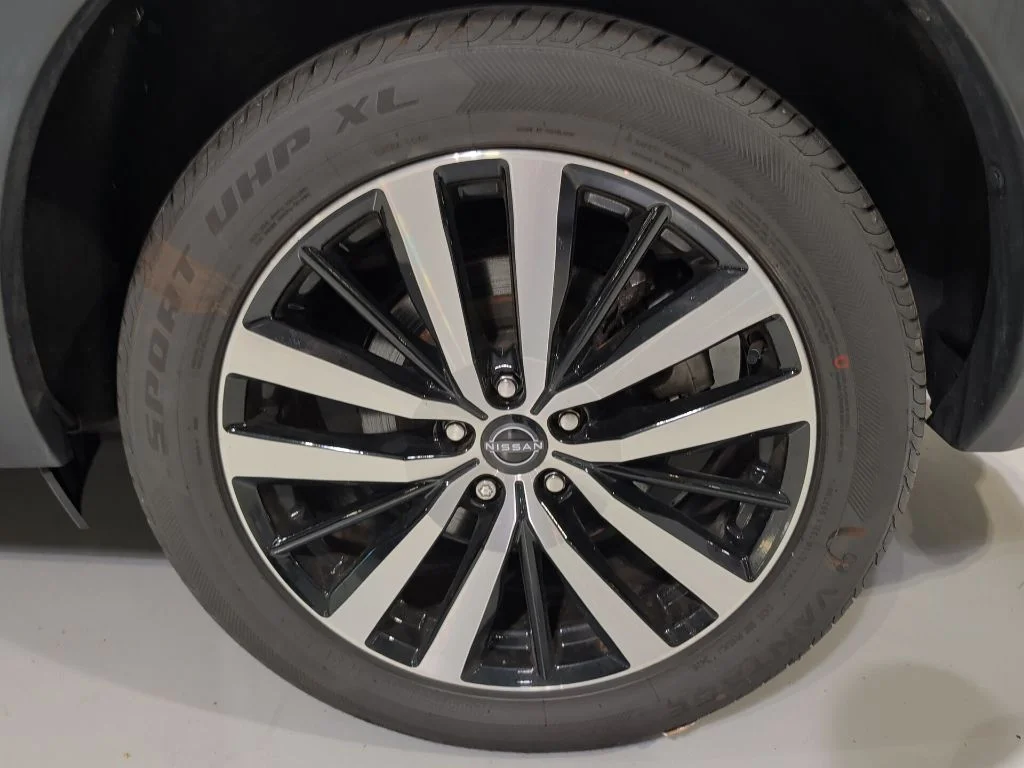 2023 Nissan Pathfinder Platinum - Photo 7