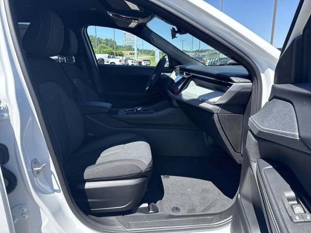 New 2026 White/off-white Jeep Laredo image 14