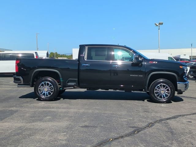 2026 Chevrolet Silverado 2500 HD LTZ - Photo 9