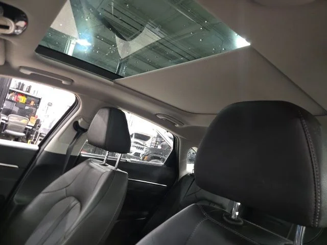 Used 2025 Gray Hyundai Limited image 14