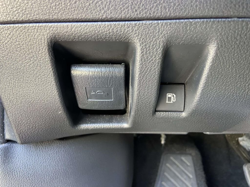 Used 2025 Red Toyota XLE image 27