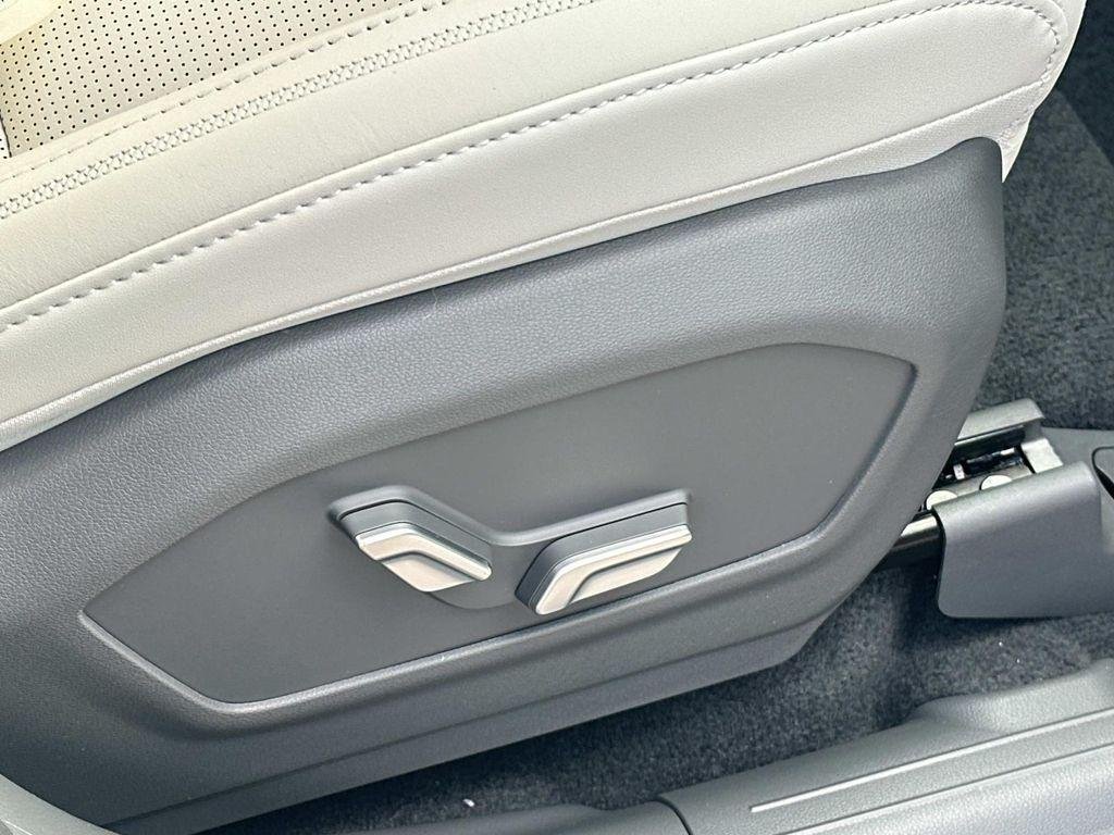 New 2026 Silver Hyundai Calligraphy image 18