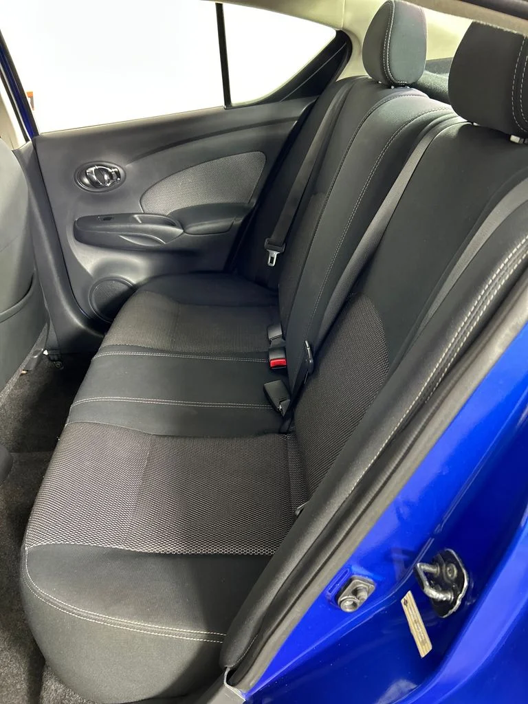 Used 2016 Blue Nissan 1.6 SV image 16