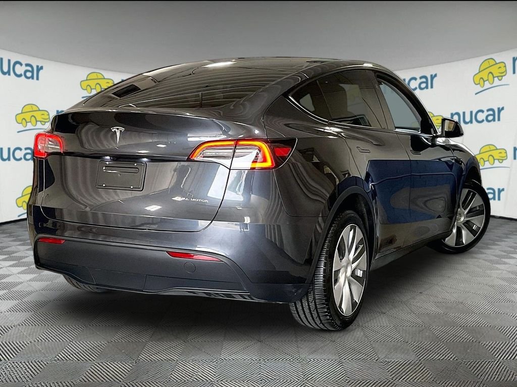 Used 2024 Gray Tesla Long Range image 6