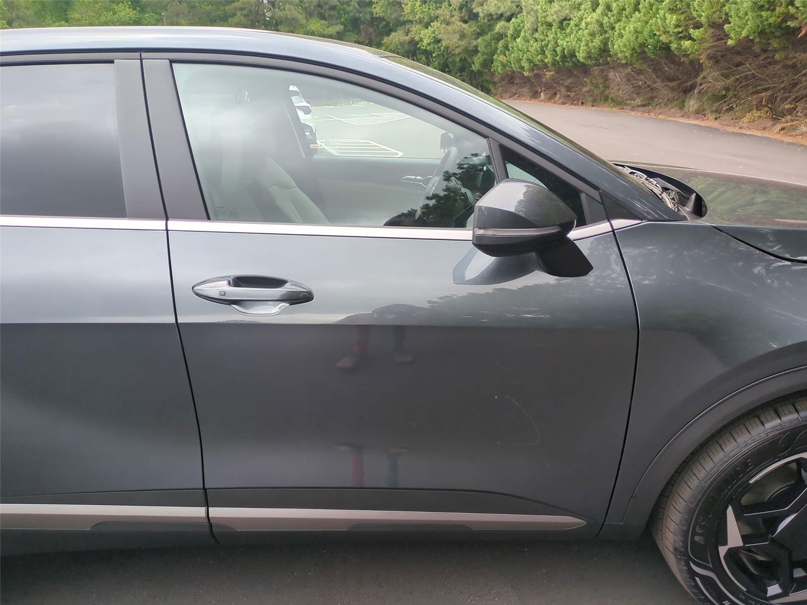 New 2026 Gravity Gray Kia EX image 36
