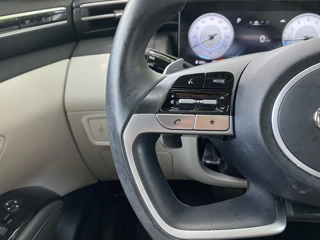 Used 2022 Amazon Gray Hyundai Limited image 20