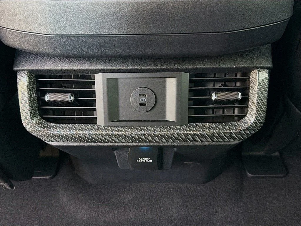 New 2025 Agate Black Metallic Ford XLT image 39