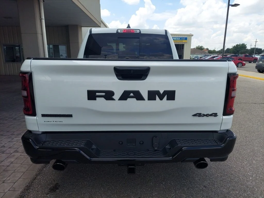 New 2026 Bright White Clear-Coat Exterior Paint RAM Big Horn/Lone Star image 6