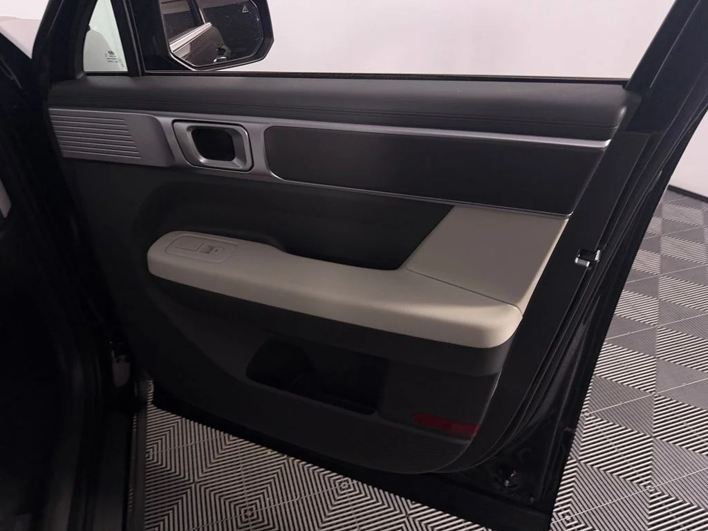 Certified Used 2026 Black Hyundai SE image 34