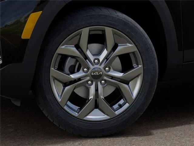 New 2026 Fusion Black Kia LX image 9