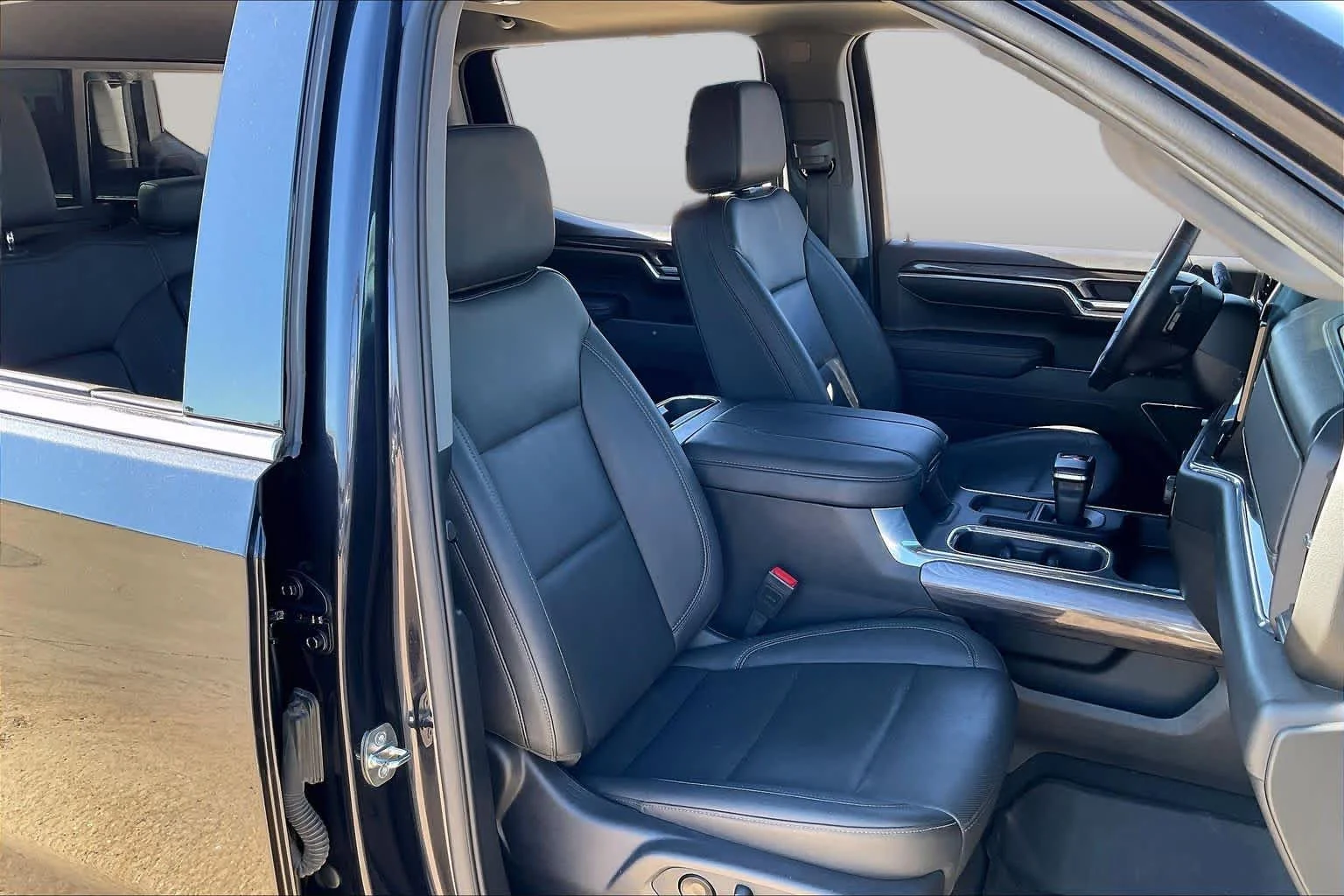 Used 2024 Dark Ash Metallic Chevrolet LTZ image 9