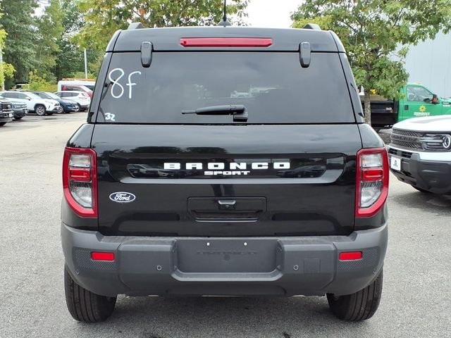 New 2026 Shadow Black Ford Outer Banks® image 5
