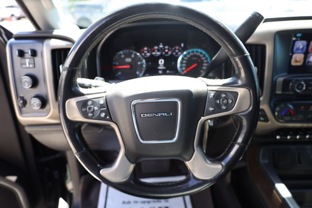 Used 2018 ONYX BLACK GMC Denali image 13