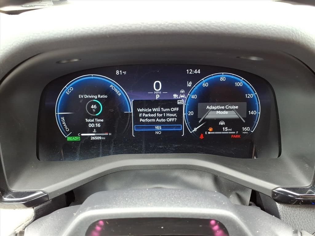 Used 2025  Toyota XLE image 18