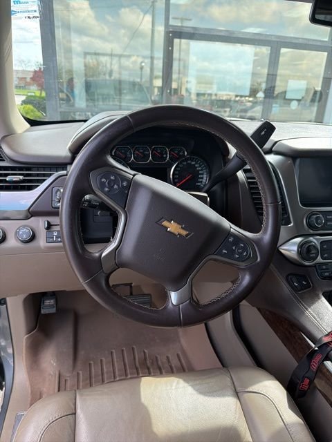 Used 2019 Gray Chevrolet LT image 12