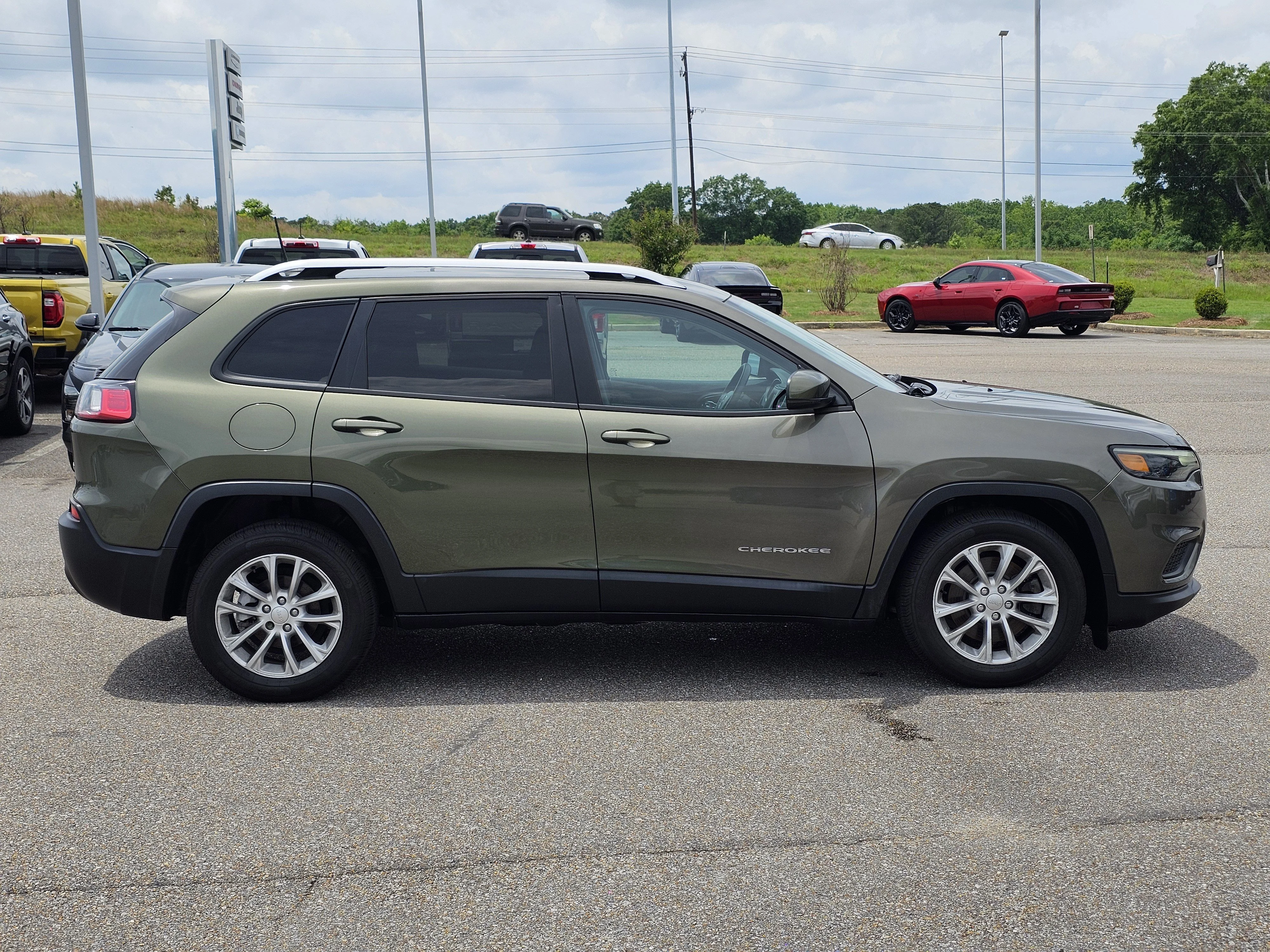 2021 Jeep Cherokee Latitude - Photo 7
