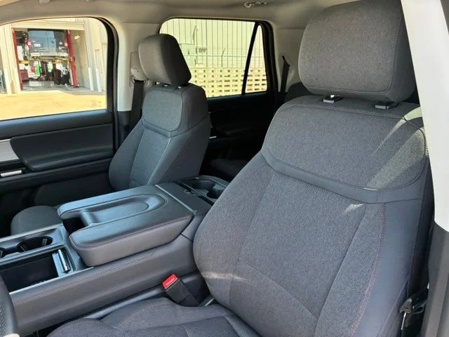 Certified Used 2025 Oxford White Ford Active image 8