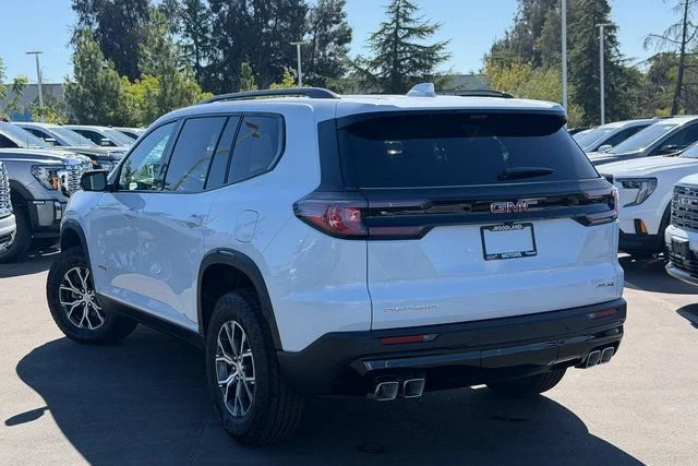 New 2026 Glacier White Tricoat GMC AT4 image 8