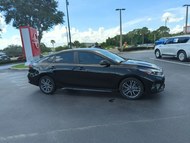 Used 2022 Black Kia GT-Line image 2